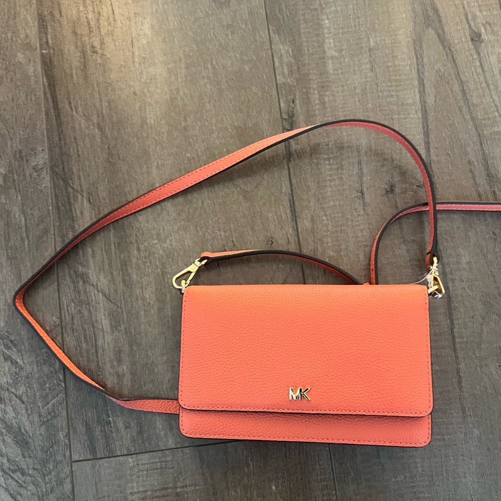 Michael Kors Orange Phone Crossbody Bag - Picture 2 of 5